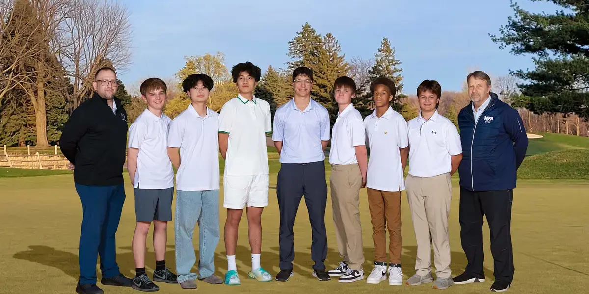 Photo of the Boys Golf team